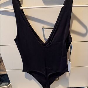 Babaton V Neck Contour Bodysuit